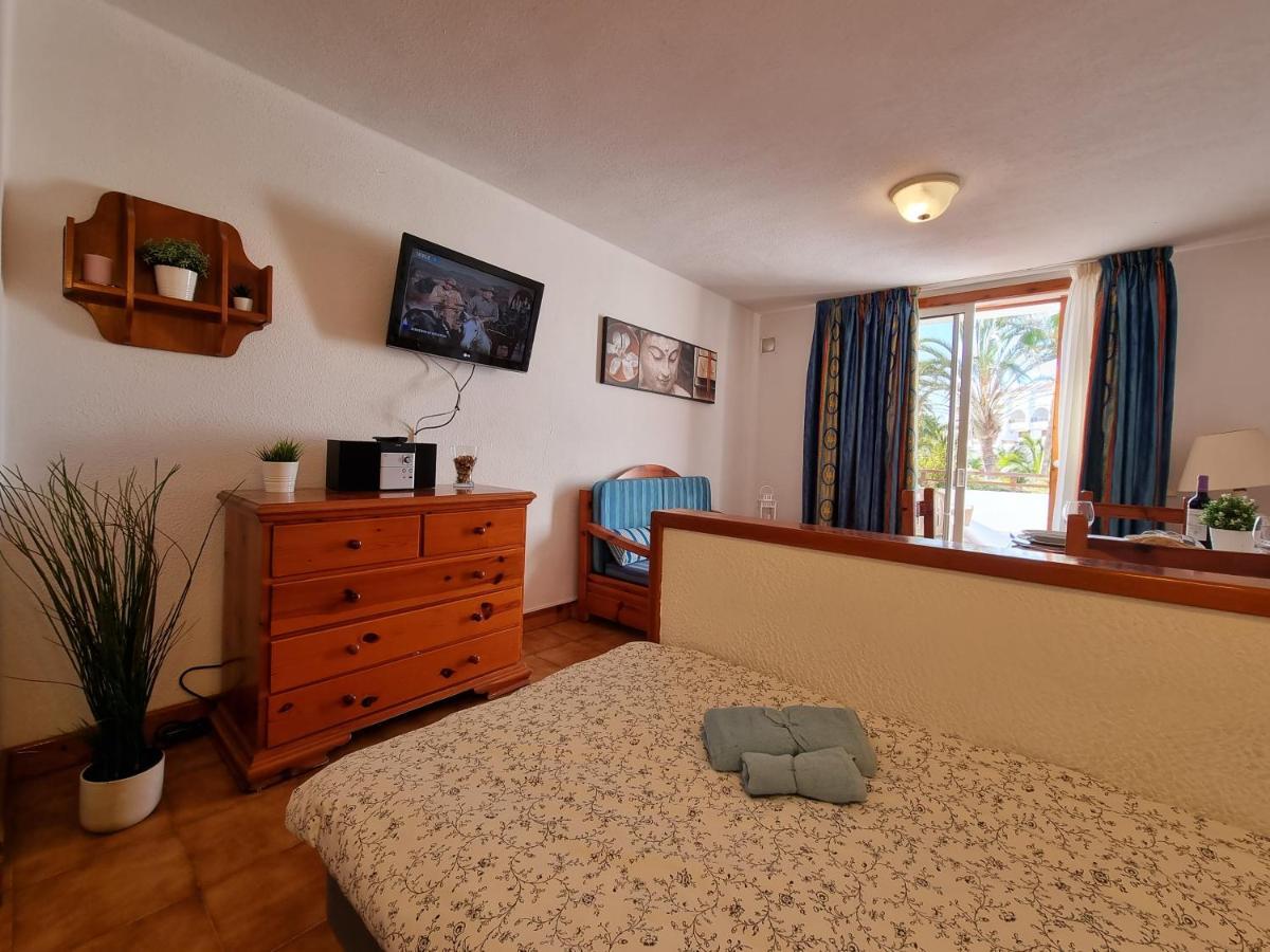 Studio Apartment No 1 Directly On The Beach And Sea, Terrace, Heated Pool, Wifi Плайя-де-лас-Амерікас Екстер'єр фото